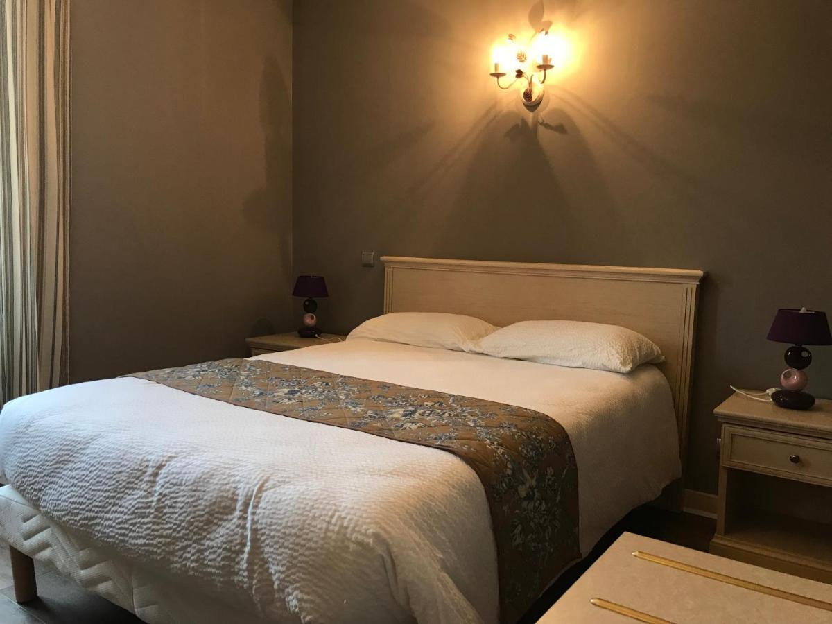 Logis Hotel Saint-Joseph Sancoins 외부 사진
